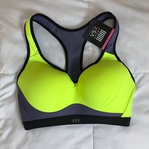 Victoria’s Secret Sports Bra 32D